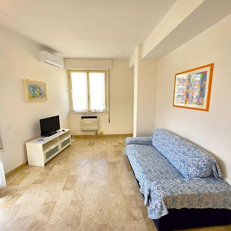 Appartamento Limen Marinella di Sarzana Exterior photo